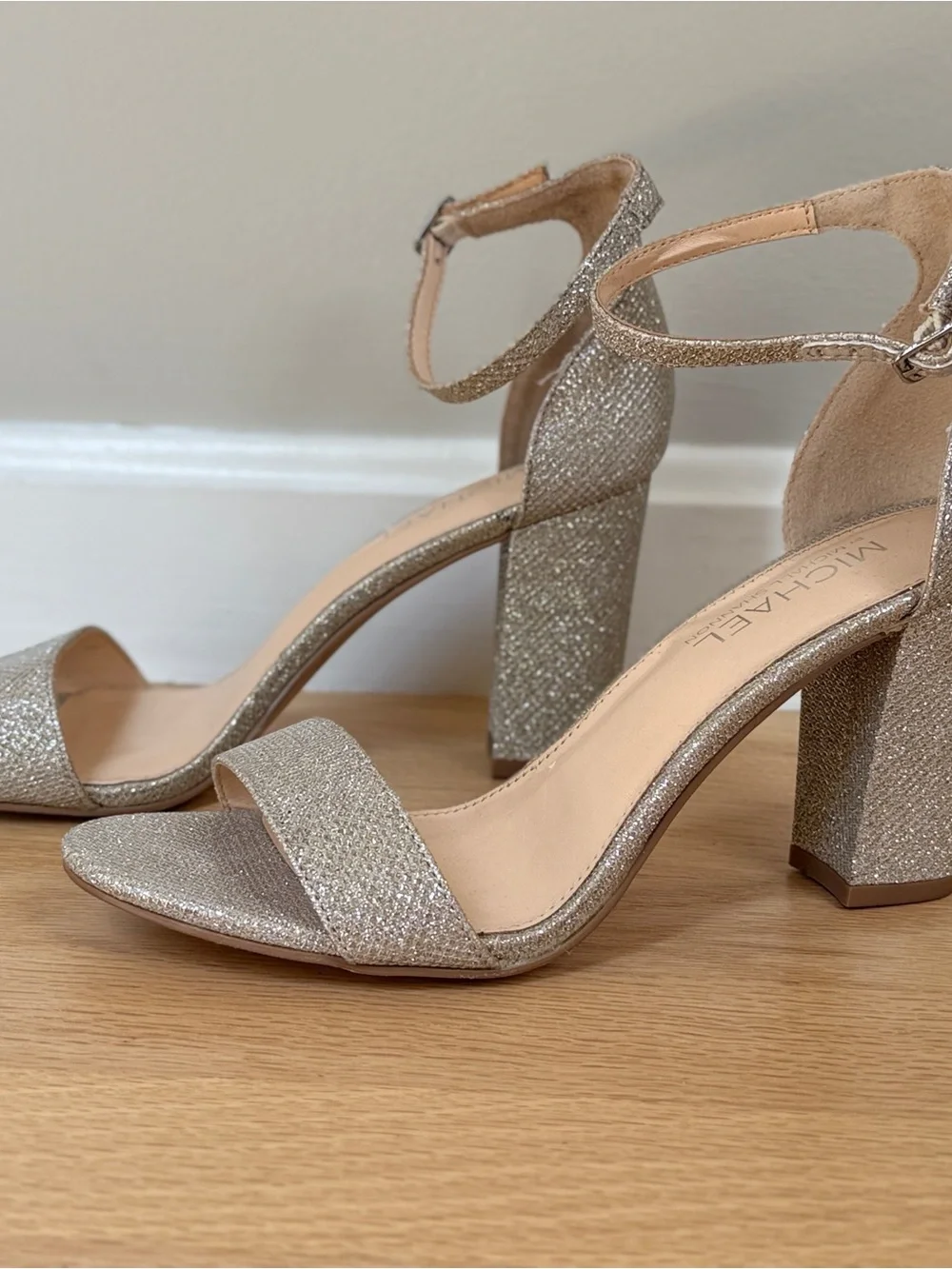 MICHAEL by Michael Shannon Sascha Silver Glitter Block Heels Ankle Strap Size 8